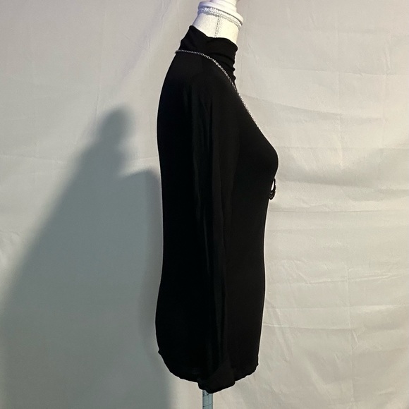 Tops/T-Shirts/Tanks👚 - 2 for $15 or 3 for $20 (Mix & Match) - Picture 4 of 4